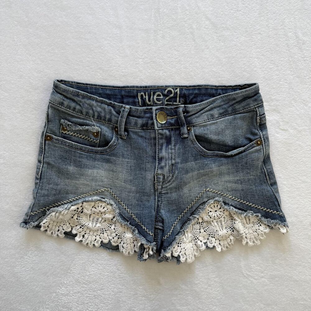Rue21 Shorts Juniors 1/2 Blue Denim Cutoff Lace Crochet Frayed Hem Hot Pants